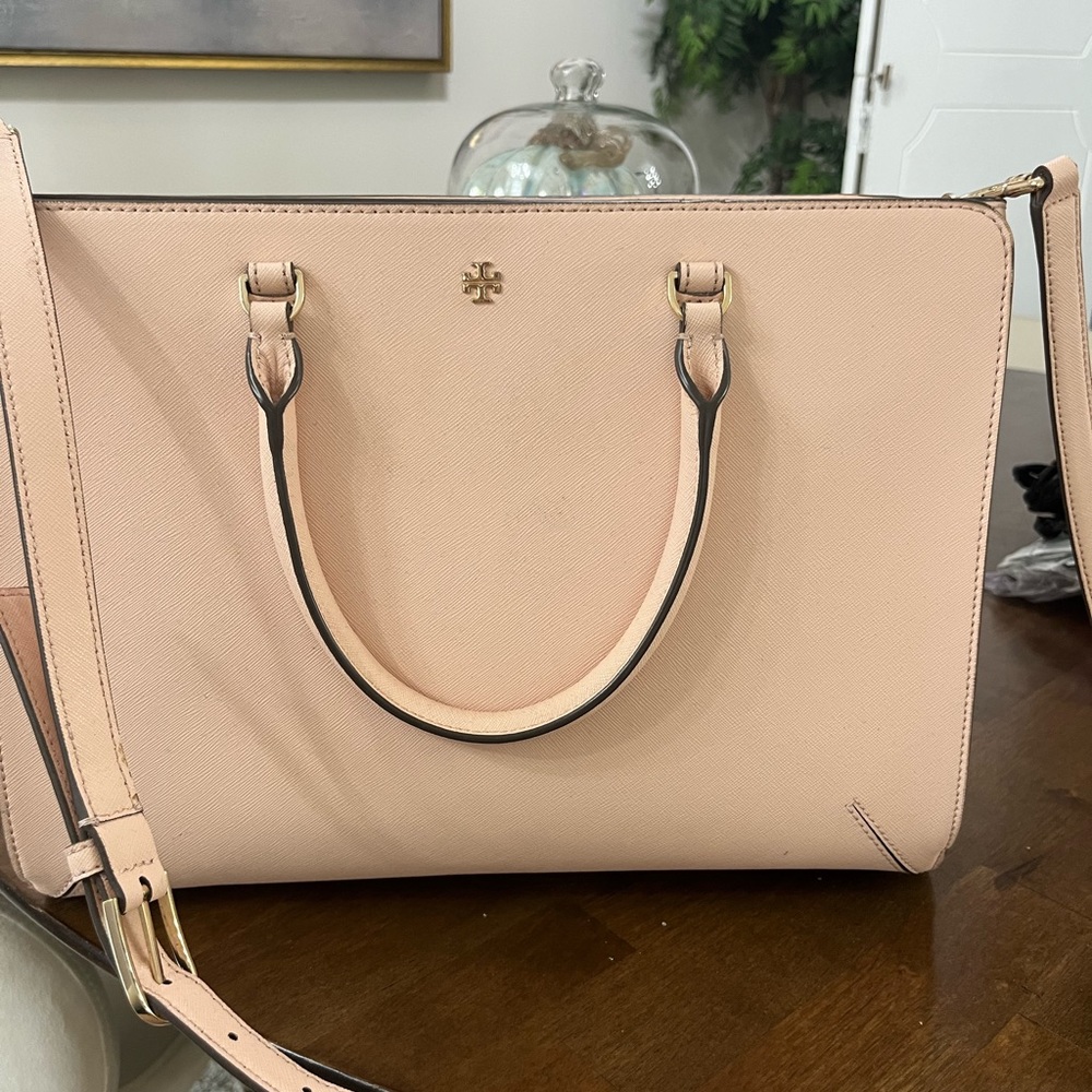 SOLD Tory Burch Robinson Laptop Shoulder Bag